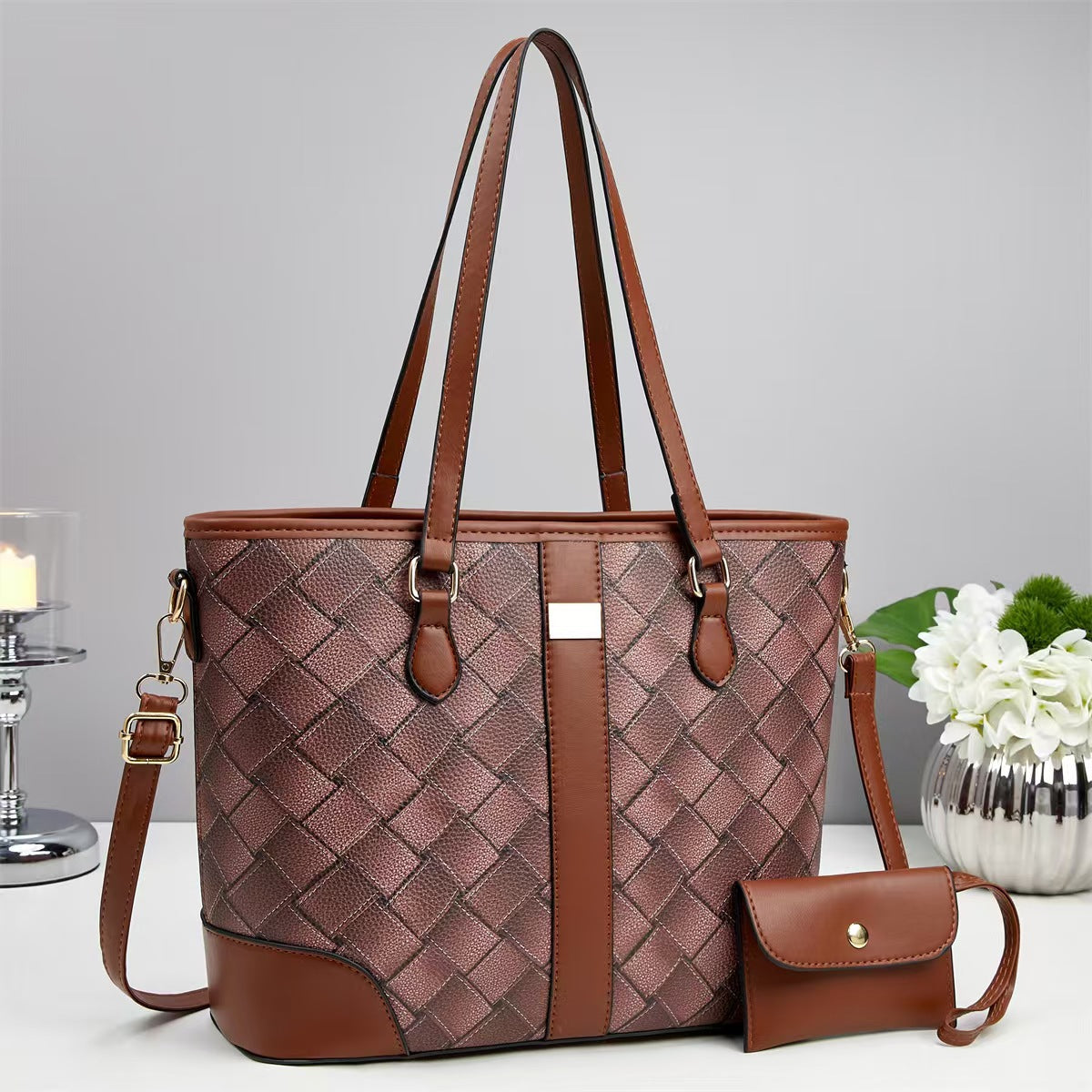 Women's Fashionable Son Mother Large Capacity Fashion Commuter Women's Handbag