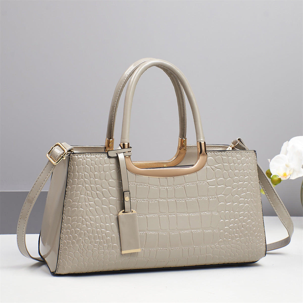 Women's Elegant Large Capacity Fashionable Mother High Handbags