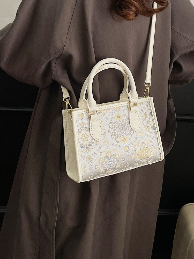 Women's Material Cloth National Style Homemade Contrast Color Tote Bag