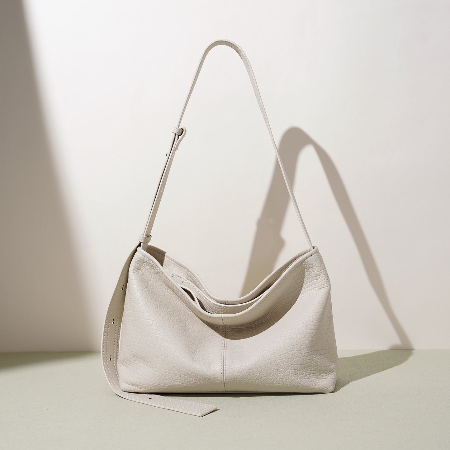 Minority Design Envelope Leather Underarm Large Women's Shoulder Bag
