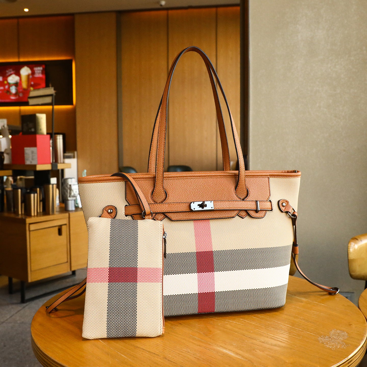 Women's Fashion Large Capacity Leather Commute Tote Bag