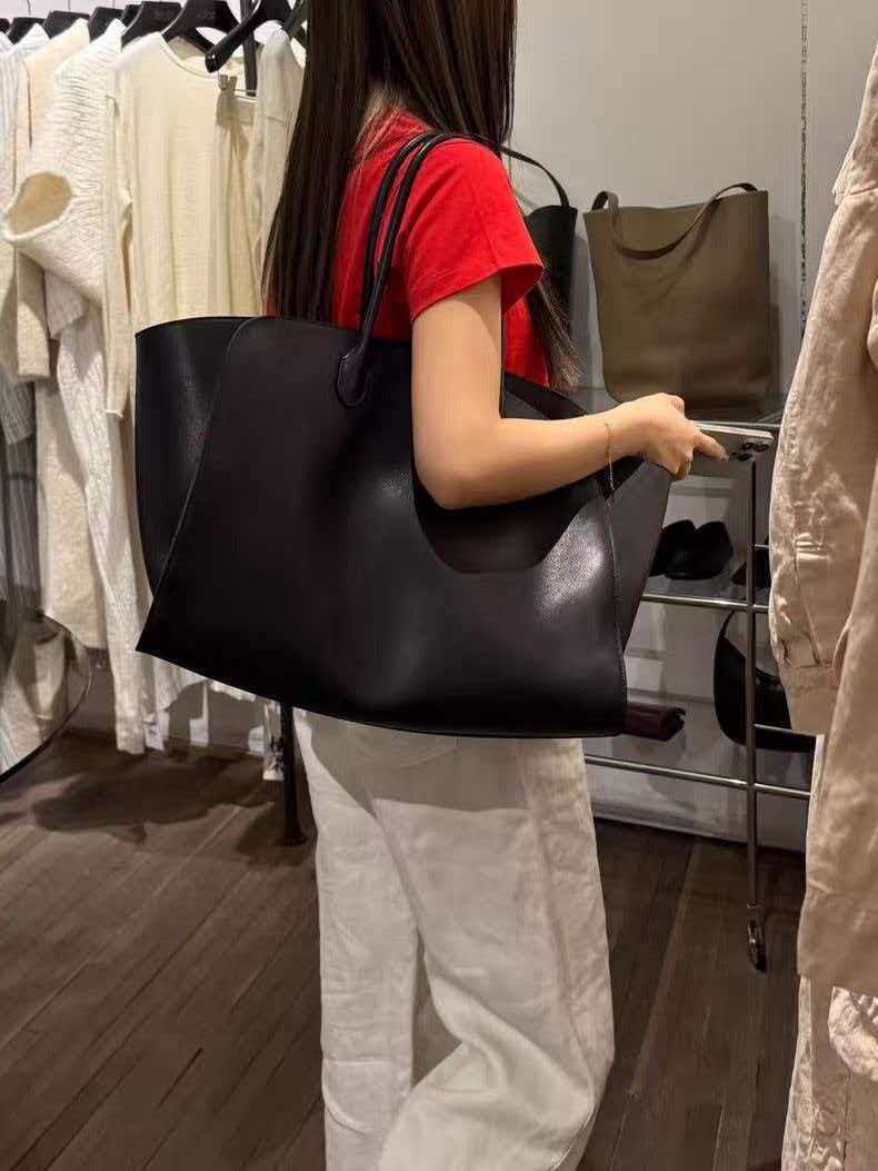 Glamorous Women's Better Shopping Big Cowhide Tote Bag