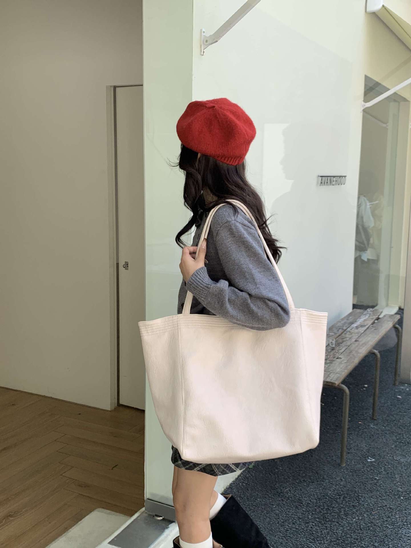 Women's Large Capacity Soft Leather Simple Female Bags