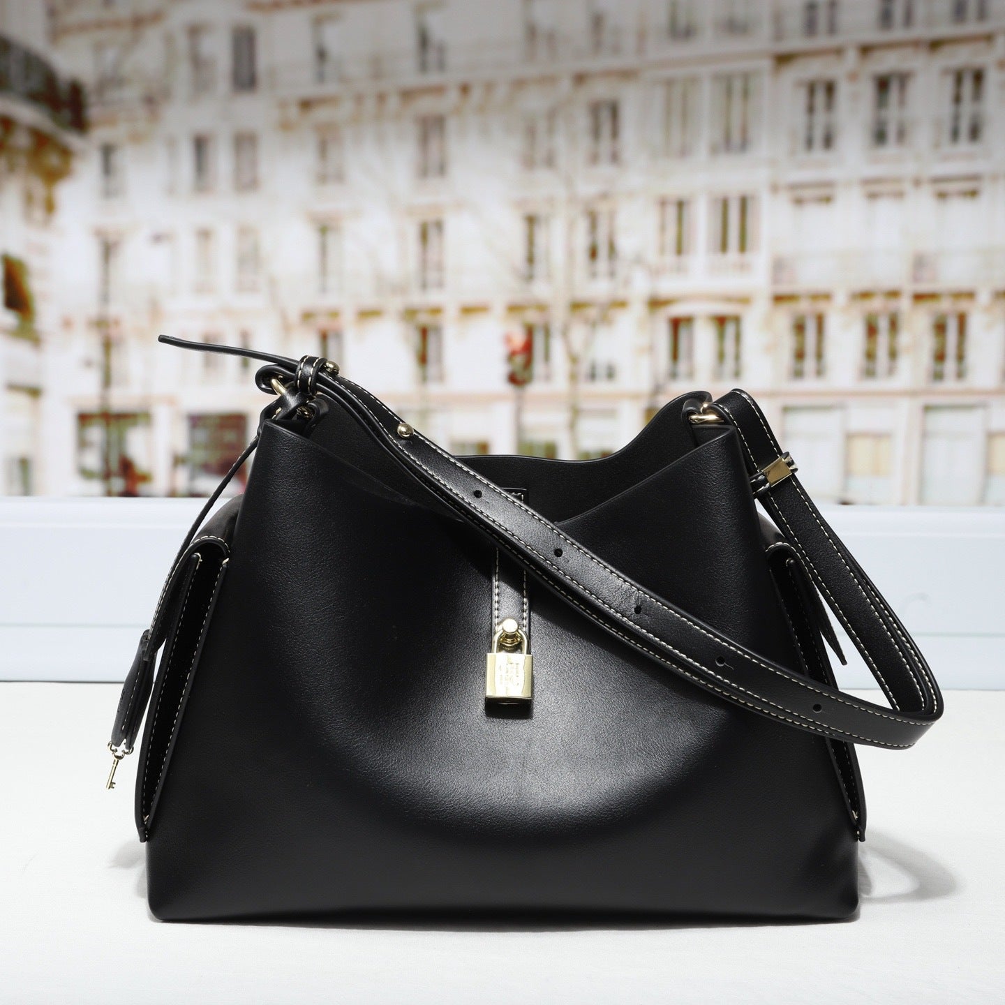 Women's Simple Trendy Large Capacity For Daily Bucket Bag