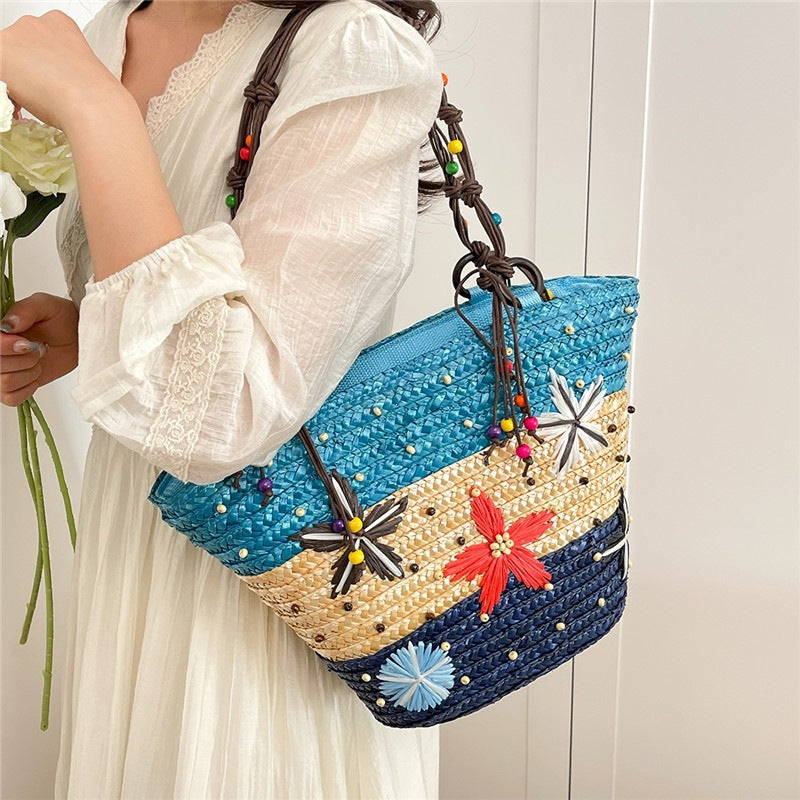Women's Knitted Hand-woven Flower Beach Holiday Shell Women's Shoulder Bag