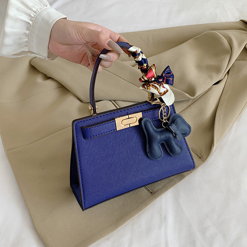 Women's Korean Summer Exquisite Fashion Portable Kelly Women's Shoulder Bag