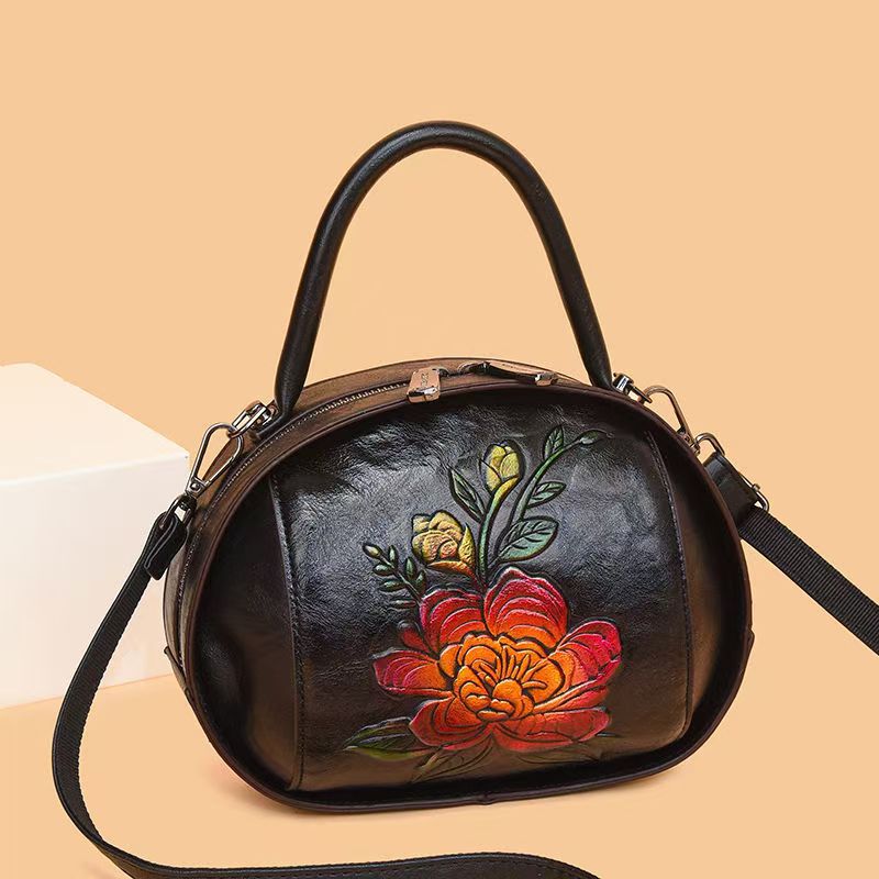 Women's Retro Style Chinese Ethnic Mother Oval Bags