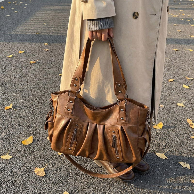 Women's Commuter Large Capacity Niche Design High-grade Light Women's Messenger Bag
