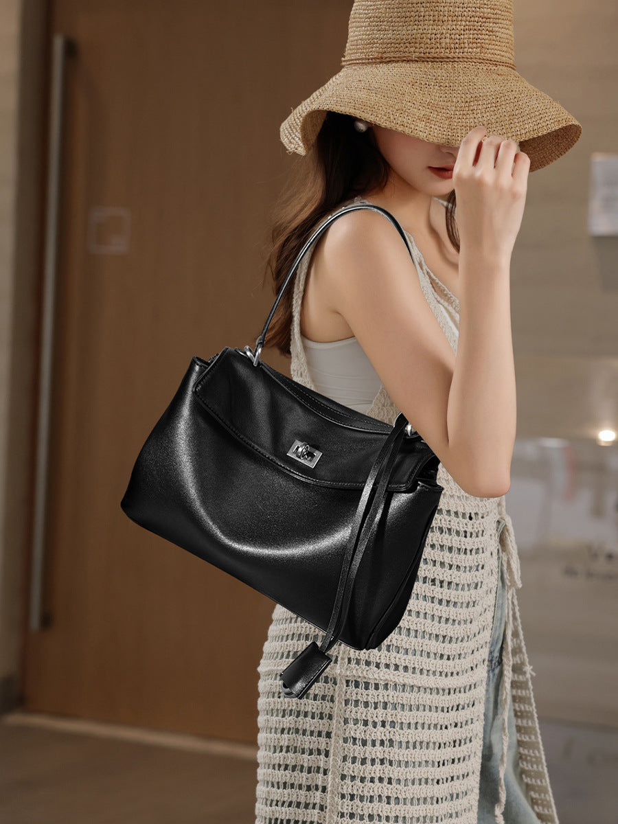 Women's Capacity High Sense Underarm Commute Style Tote Bag