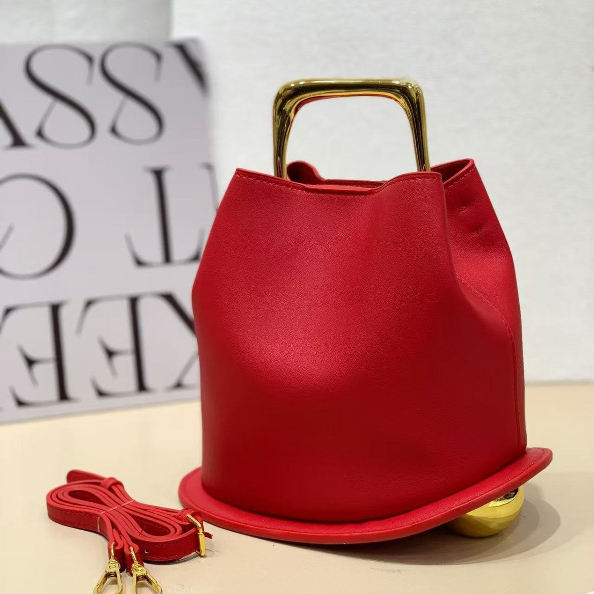 Women's Fashionable Metal Portable Irregular Textured Women's Handbag