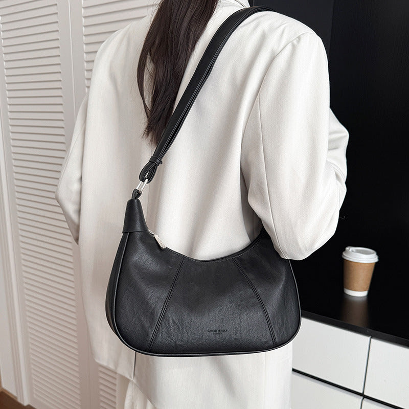 Women's Retro Fashion Spring High-grade Simple Commute Underarm Bag