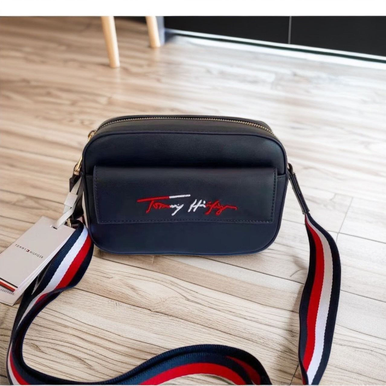 Retro Style Fashionable Good-looking Three-dimensional Versatile Men's Messenger Bag