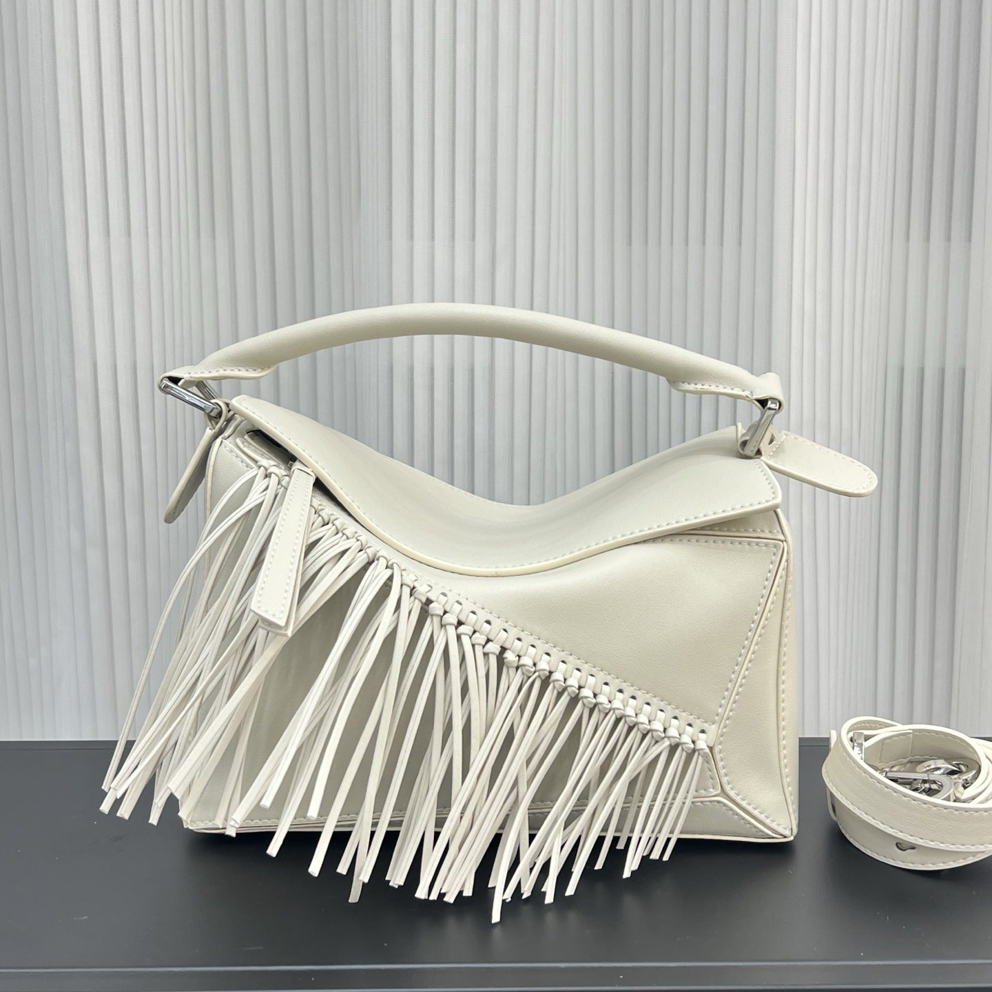 Cowhide Vintage Tassel Geometric High Fashion Small Square Bags