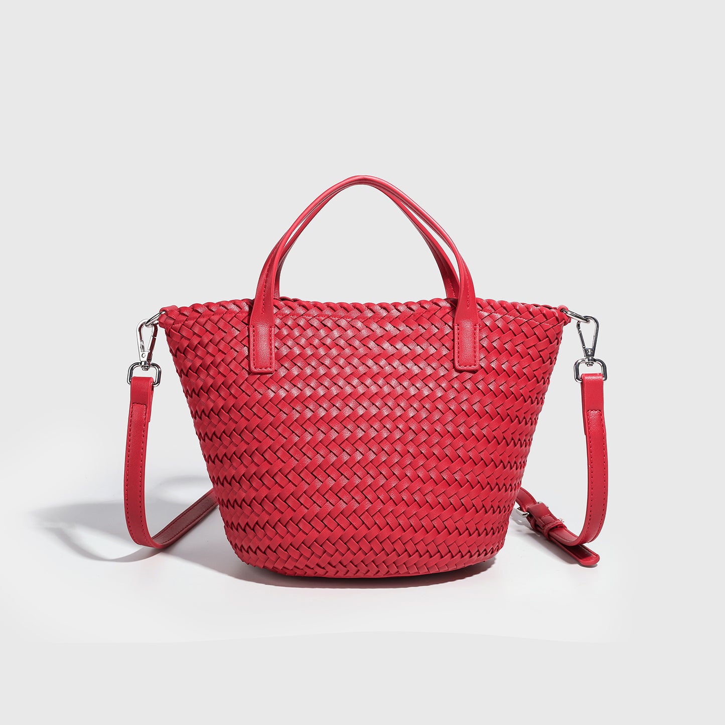 Classy Cowhide Hand-woven Large Capacity Leather Women's Handbag