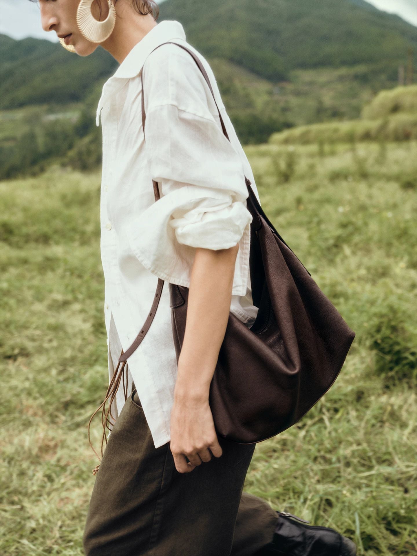 Tanned Calf Skin Classic Commuter Dumpling Underarm Bag