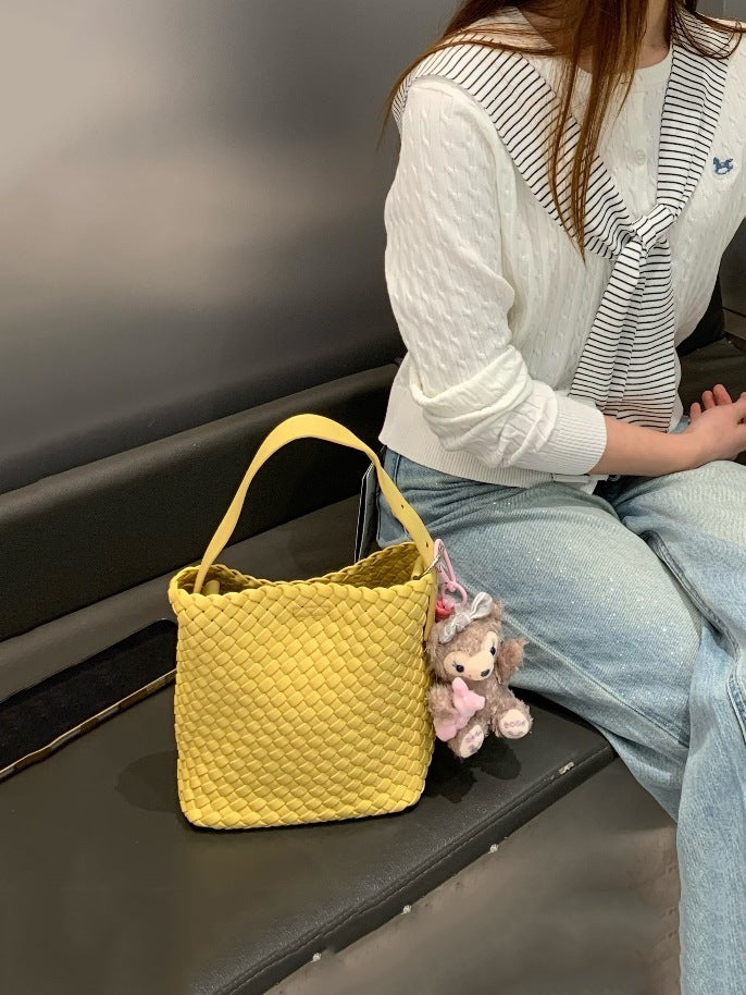 Women's Handmade Woven Super Hot Dish Basket Bucket Bag