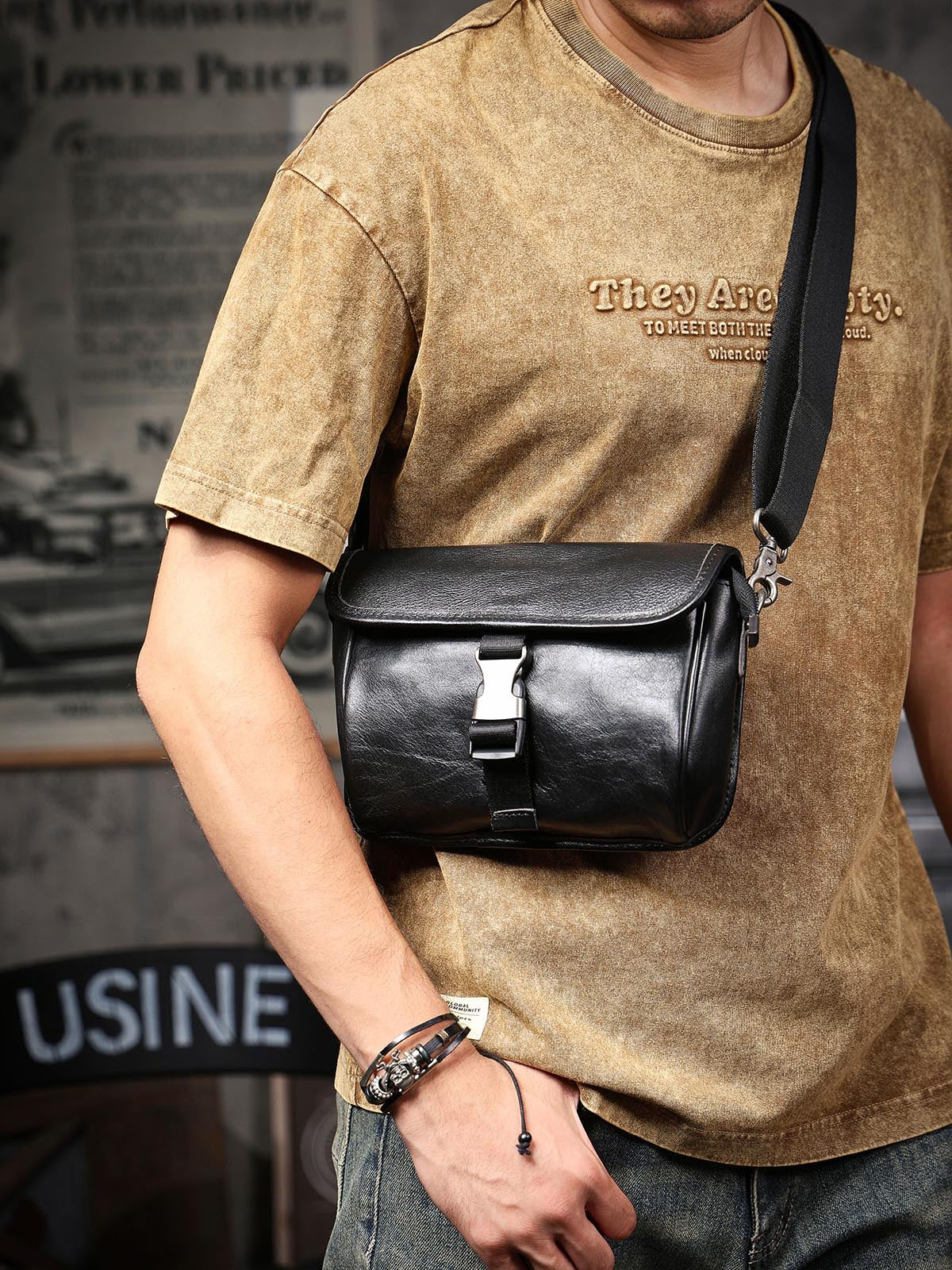 Men's Genuine Leather Simple Handmade First Layer Vegetable Tanning Small Square Bags