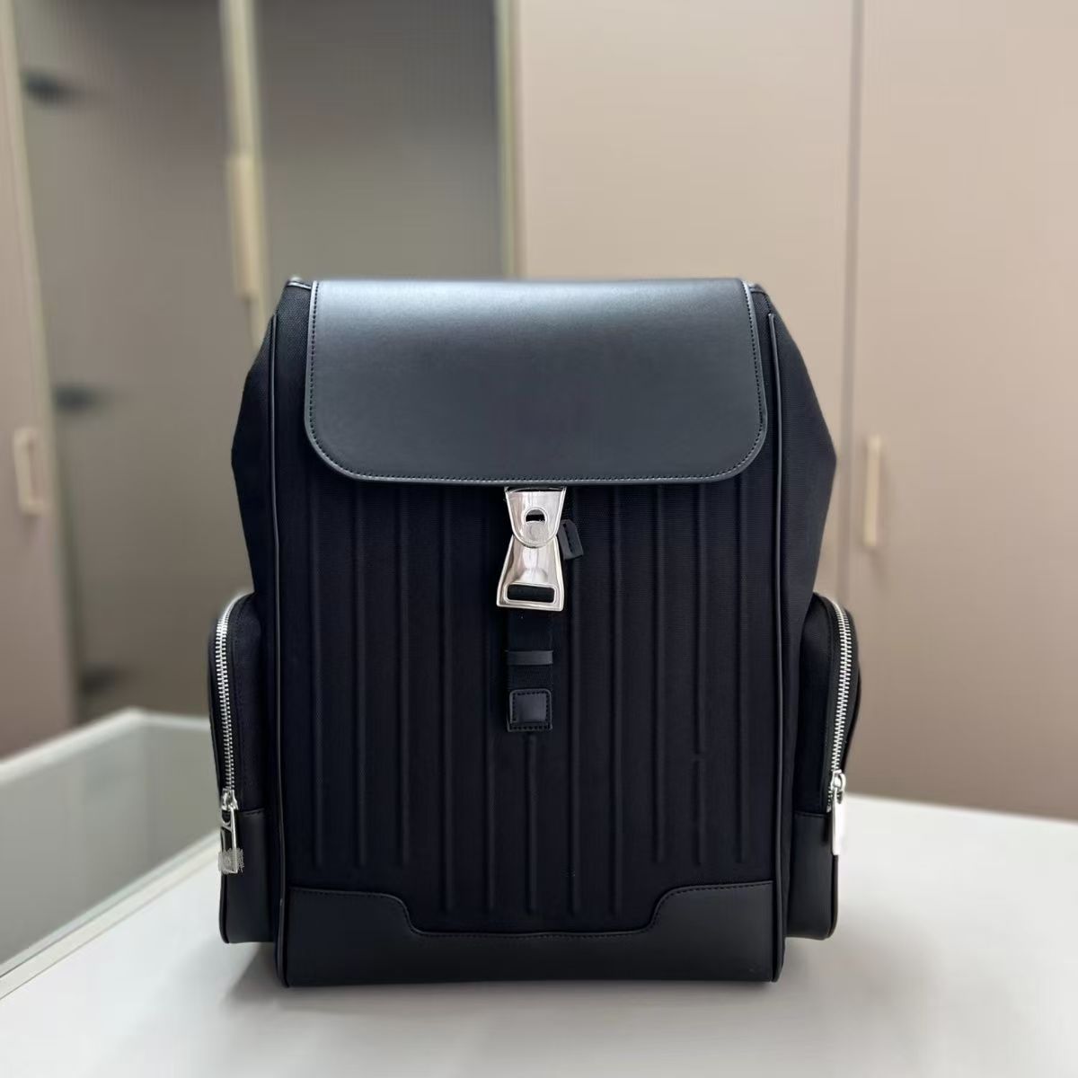 Real Leather Canvas Commuter Nylon Version Leisure Backpack