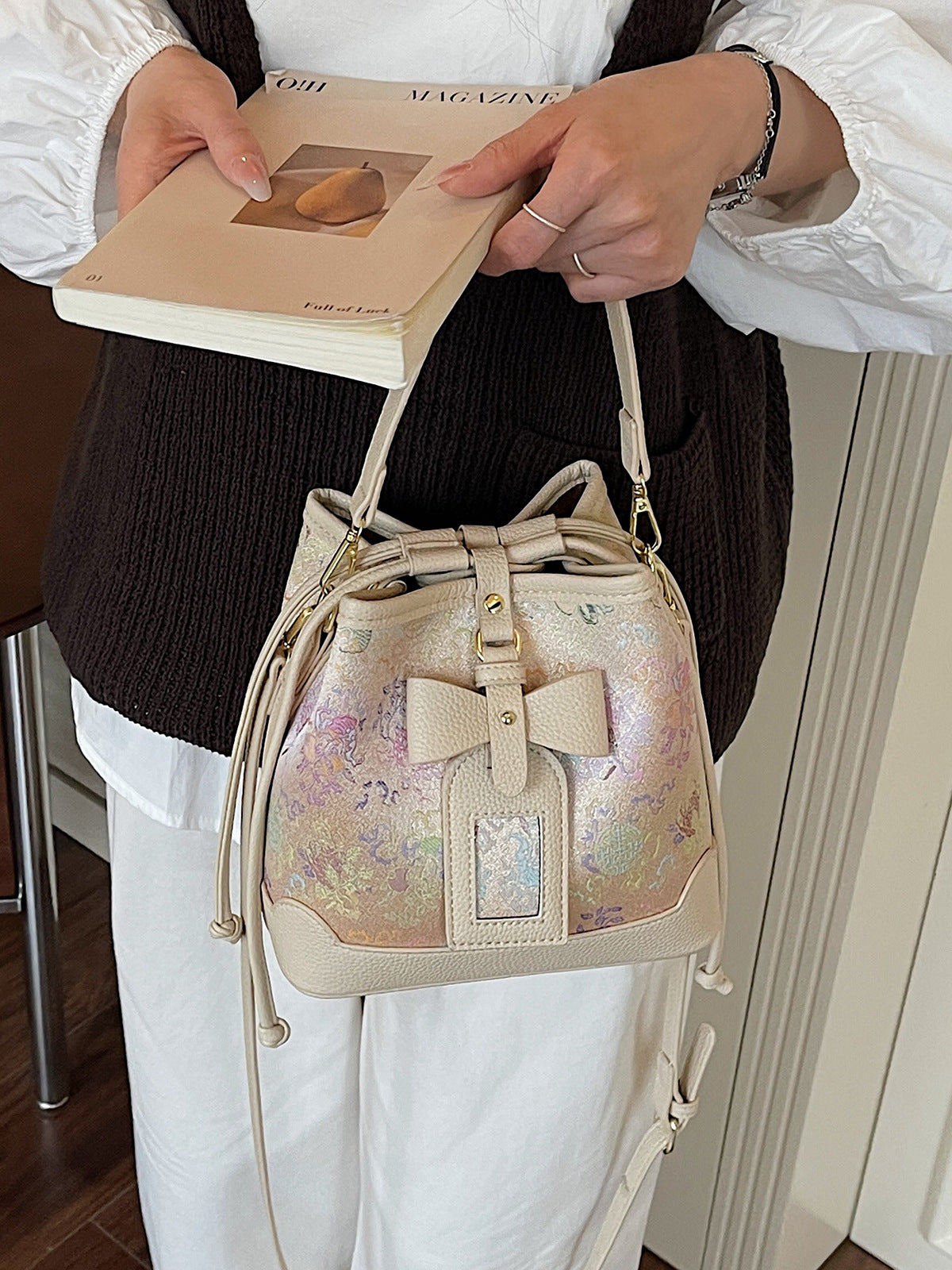 Women's Unique Super Popular Niche Printed Fashion Bucket Bags