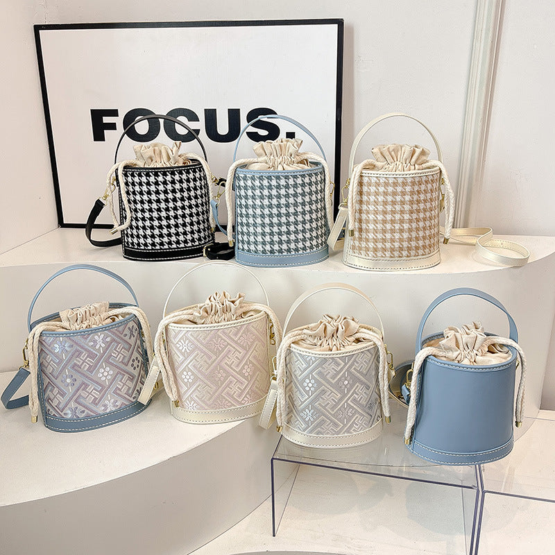 Women's Ethnic Style Brocade Material National Cloth Bucket Bag