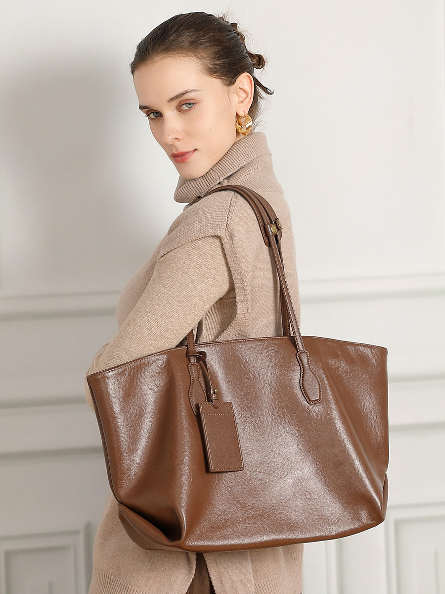 Women's Tanned Leather Niche Large Capacity Totes Shoulder Bags