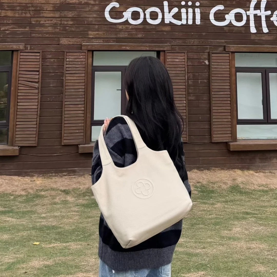 Retro Kas Underarm High-grade White Commuter Le Shoulder Bags