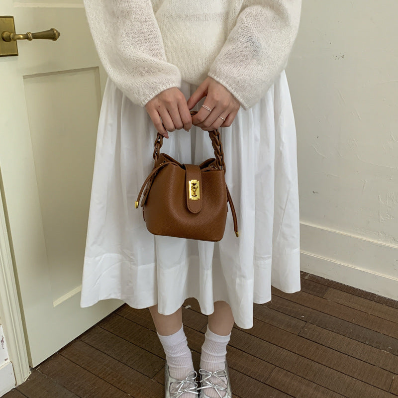 Women's Design High-grade Vegetable Basket Elegant Graceful Bucket Bag