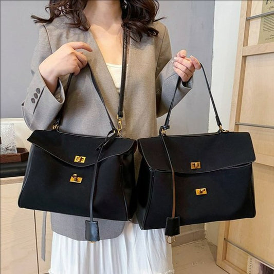 Women's Business Commute Portable Matte Leather Unisex Style Tote Bags