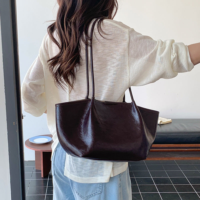 Women's Design Large Capacity Fashion Commuter Bucket Bags