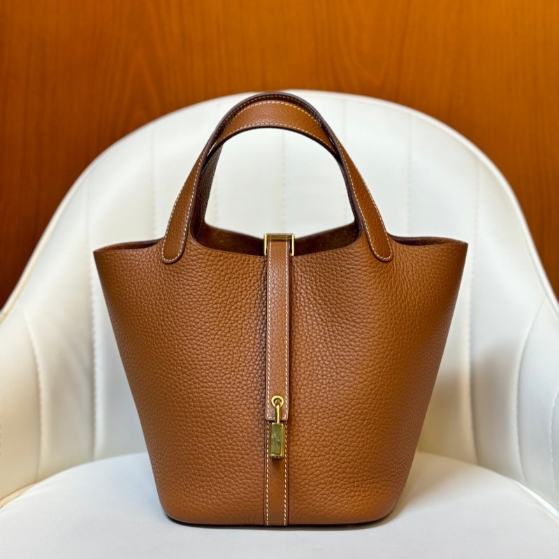 Women's Handmade Wax Line First Layer Cowhide Steel Hardware Vegetable Women's Handbag