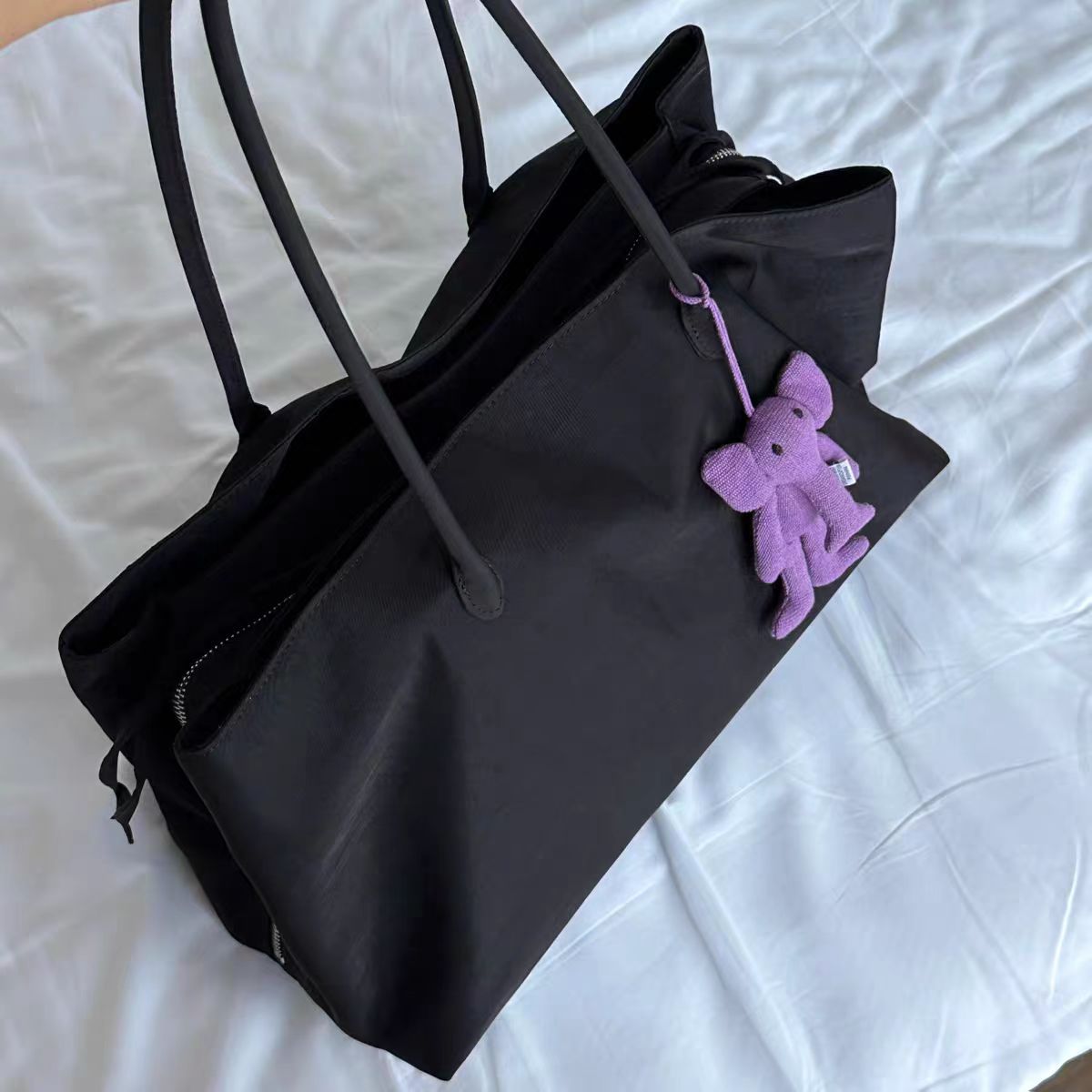 Niche Contrast Color Lightweight Nylon Large Tote Bags