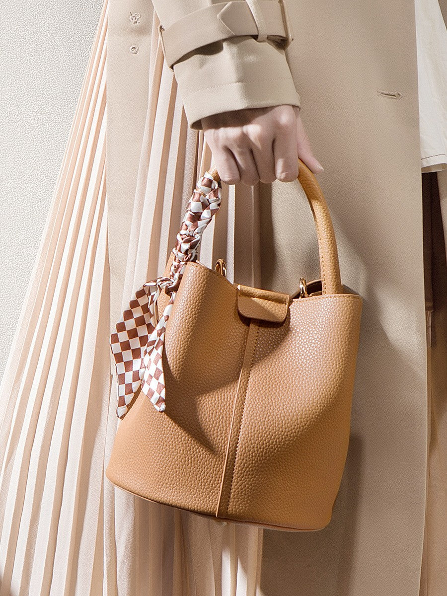 Women's Soft Leather High-grade Spring Niche Vegetable Bucket Bag