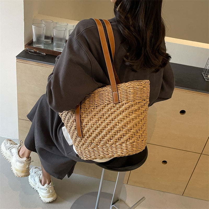 Women's Seaside Beach Summer Woven Niche Straw Tote Bag