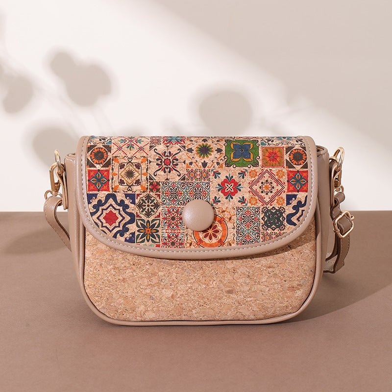 Women's Ethnic Style Pattern Cork Bark Wooden Lining Outer Simple Lightweight Women's Messenger Bag