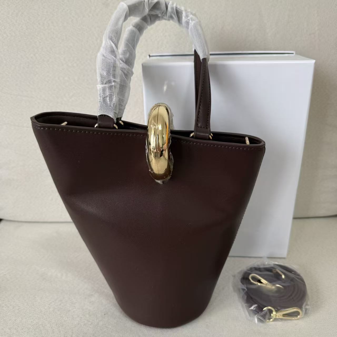 Cool Attractive Women's Correct Letter Fashion Women's Messenger Bag