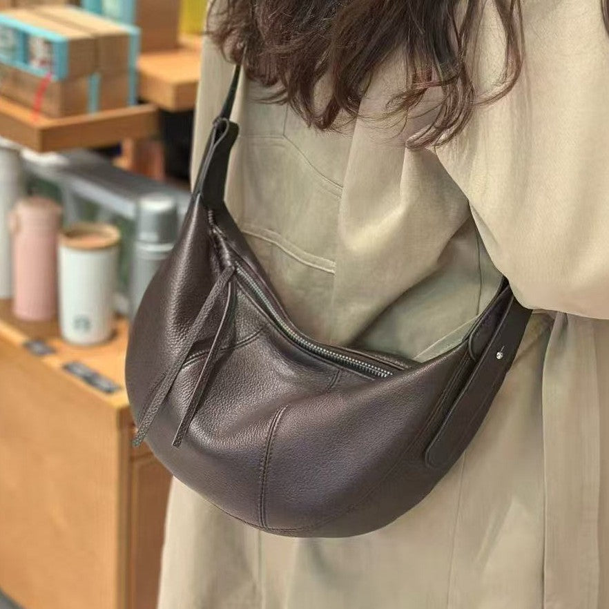 Women's Natural Drop Leather Dumpling Lightweight Simple Fashionable Shoulder Bags