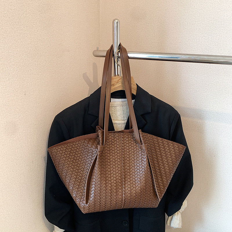 Style Woven Pleated Fashionable Simple Mother Tote Bag