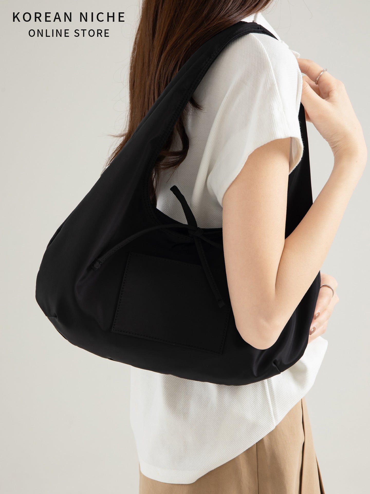 Women's Simple Lightweight Bow Korean Nylon Portable Underarm Bag