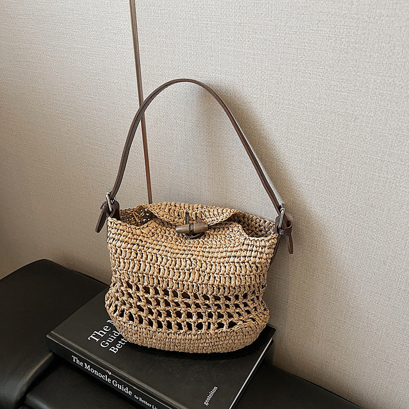 Women's Beach Simple Seaside Oblique Woven Handmade Bucket Bags