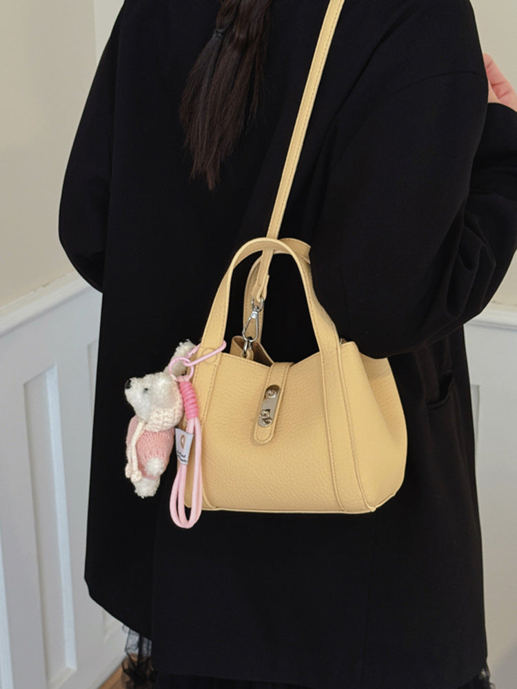 Women's Spring Fashion Cool Design Trendy Women's Shoulder Bag