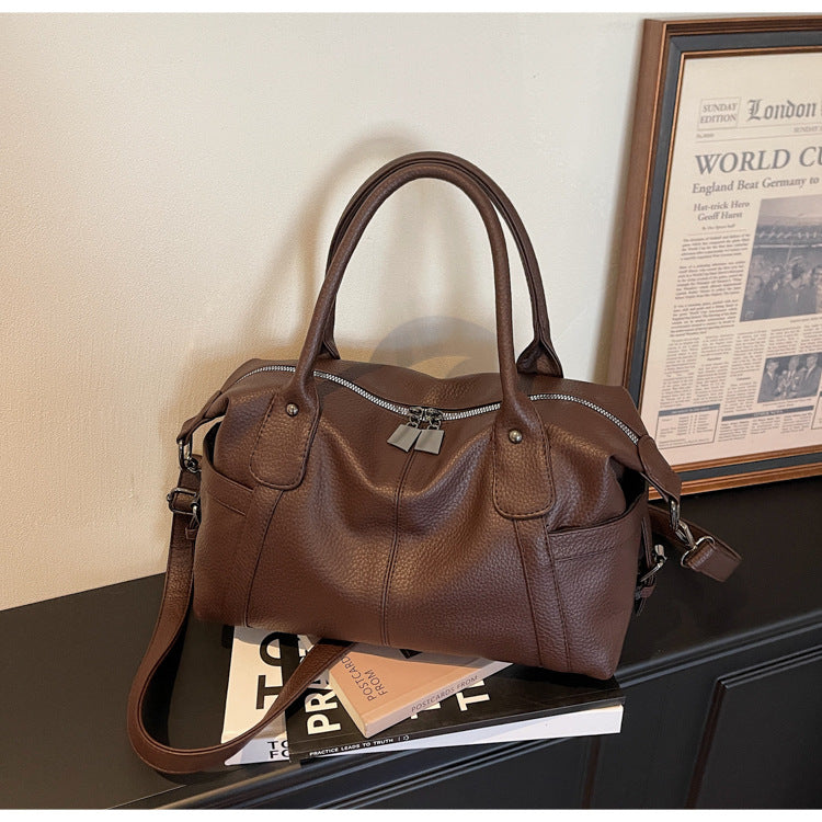 Large Capacity Female Height Textured Retro Handbags