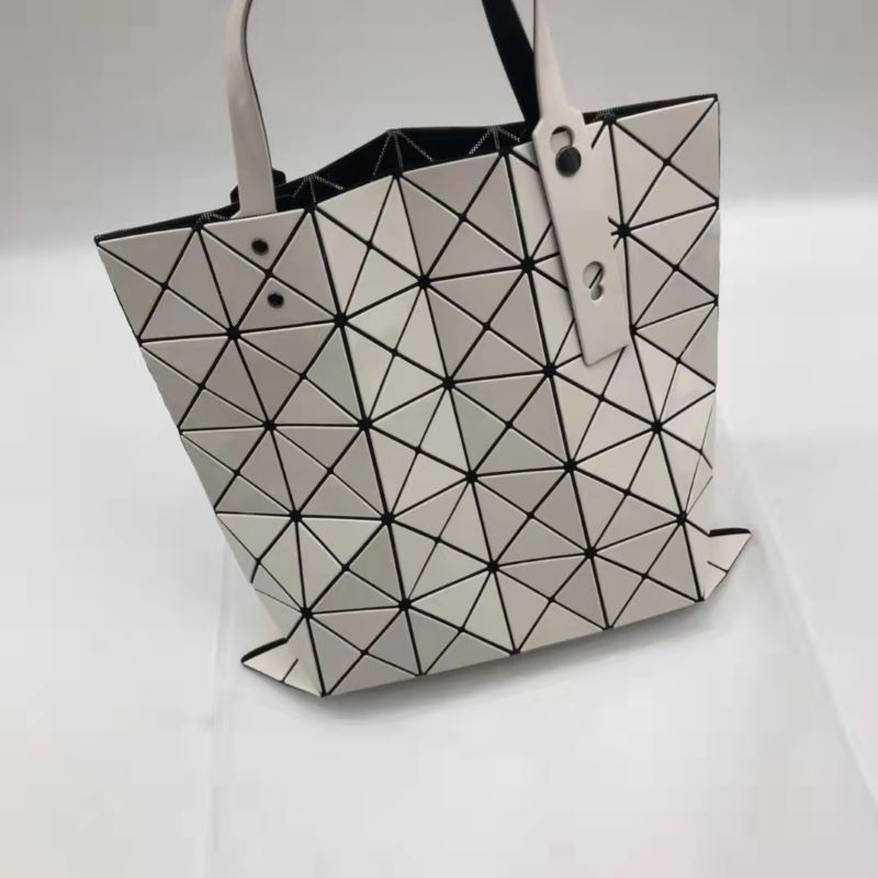 Women's Classic Glossy Rhombus Geometric Fashion Large Capacity Women's Handbag