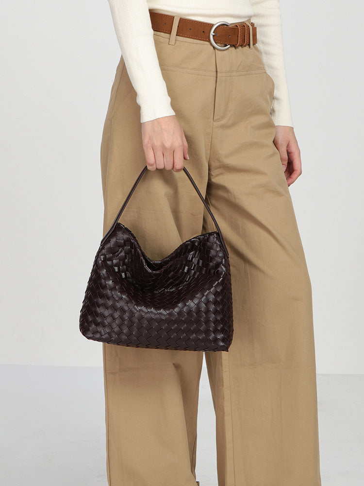 Women's Retro High-grade Woven Commuting Fashion Underarm Handbags