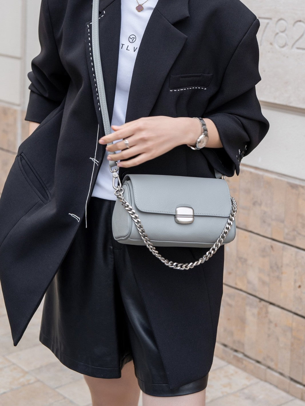Women's Genuine Leather Design Envelope High-grade Commute Women's Shoulder Bag