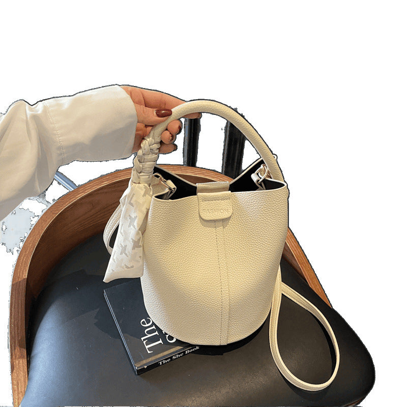 Women's High-grade Lychee Pattern Scarf Hand Holding Bucket Bags