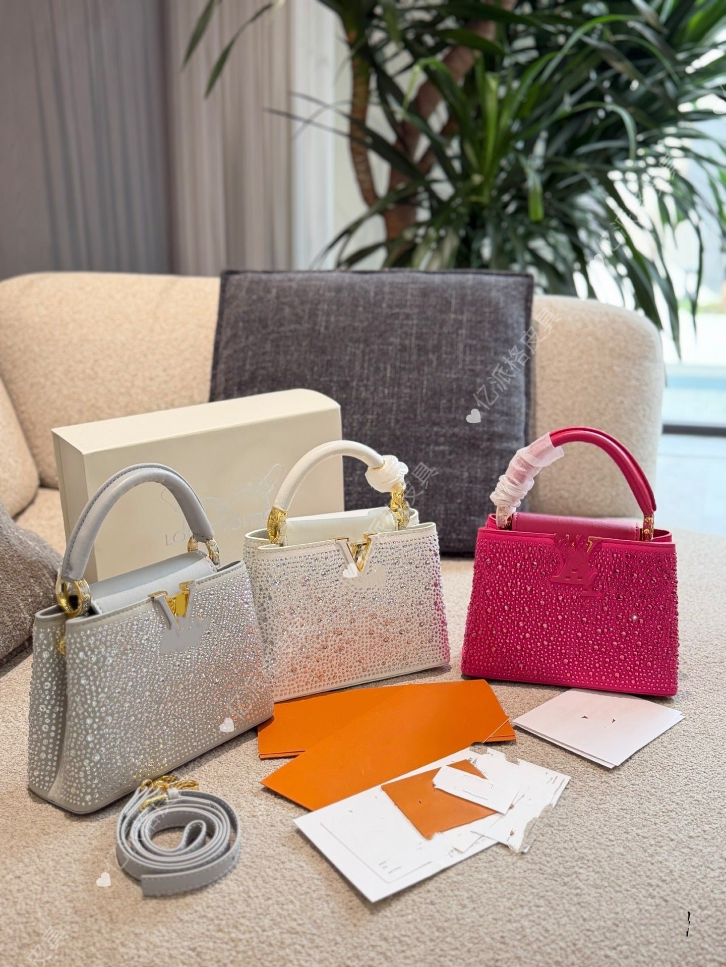 Women's Classic Donkey Fashionable Hot Rhinestone Lady High-grade Sense Women's Messenger Bag