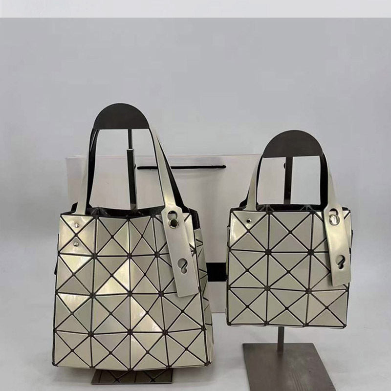 Women's Original Classic Frosted Geometric Diamond Pattern Tote Bags