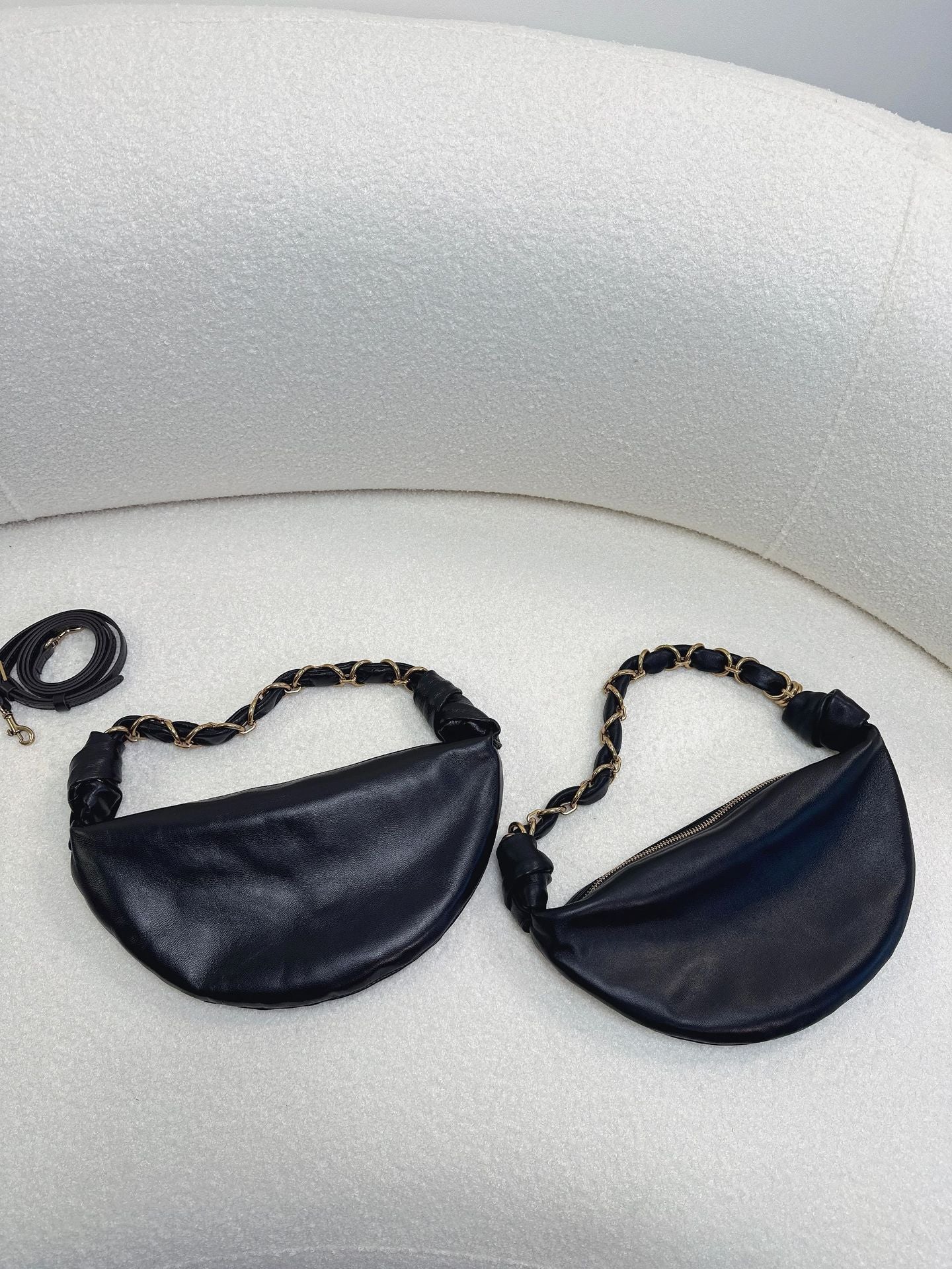 Women's High-grade Sheepskin Chain Croissant Fashion Hand-held Bags