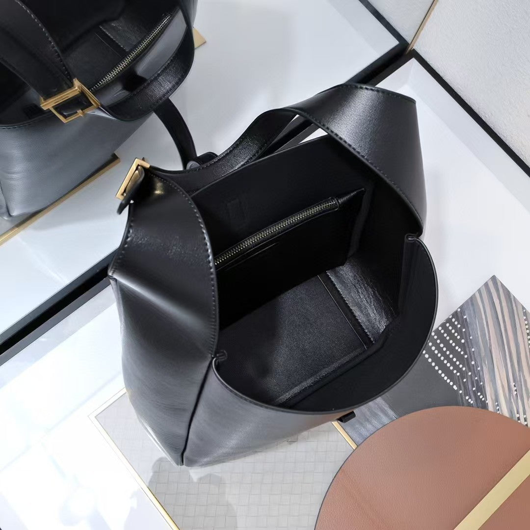 Women's Soft Surface Cowhide Leather Genuine Underarm Bag