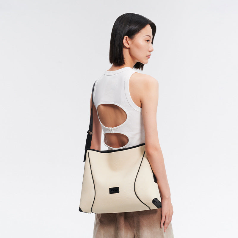 Oatmeal Soft Imitation Canvas Female Large Capacity Commuter High Bags